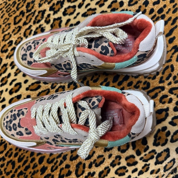 New Blowfish Malibu Leopard Print Sneakers with Gold and Pink Accents - Picture 6 of 7
